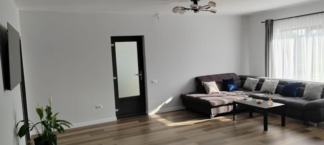 סנמרטין Casira Guesthouse מראה חיצוני תמונה